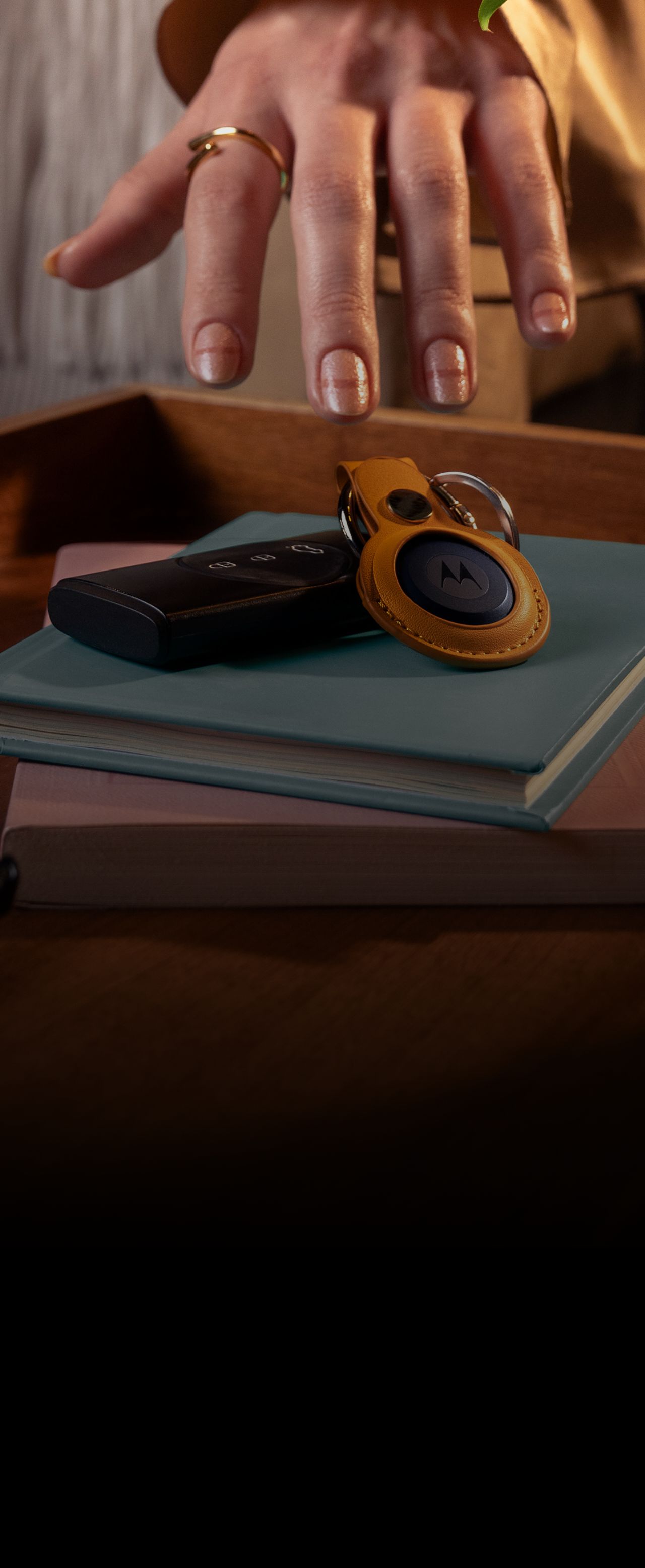 Track anything with new moto tag, a battery powered item