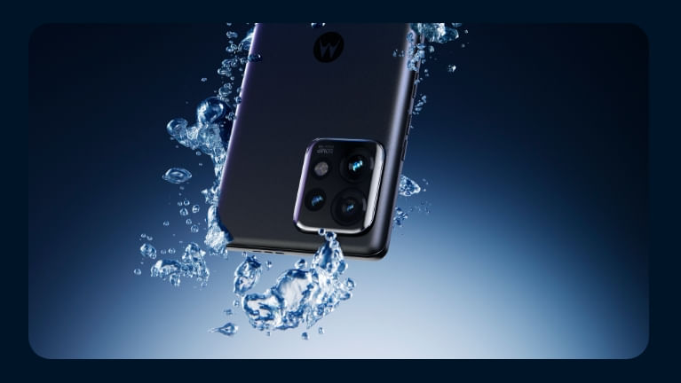 cellphone getting damaged by water