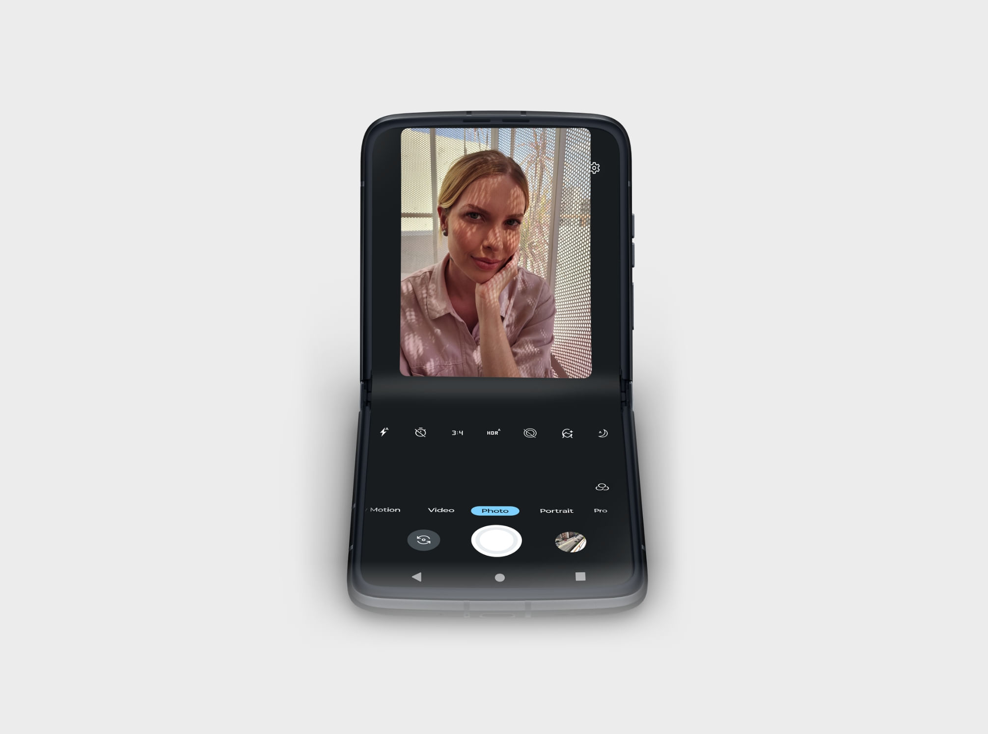 motorola flip phone 2022