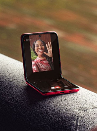 The Motorola Razr Plus is now available in a vibrant Peach Fuzz option
