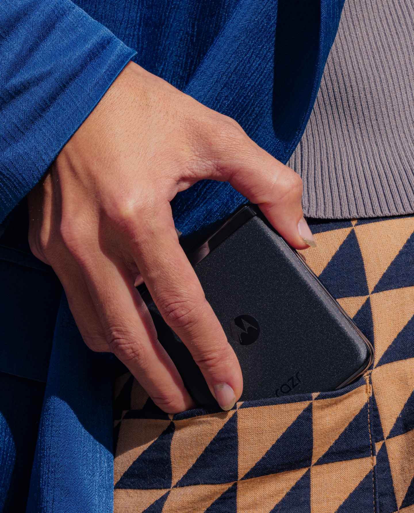 最高の折りたたみスマートフォン| motorola razr 40 ultra 最高の折りたたみスマートフォン| motorola razr 40 ultra